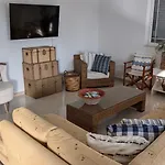 Feraklion House *