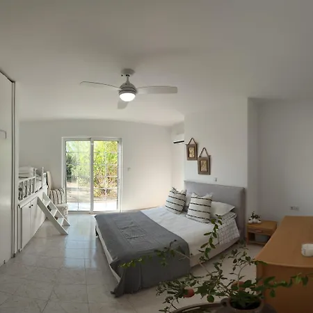 Feraklion House بيت للعطل *