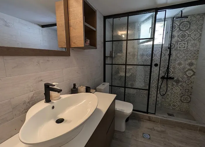 펜션 Feraklion House *