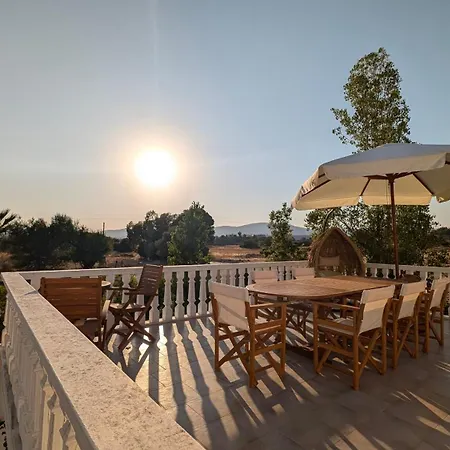 Feraklion House