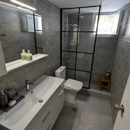 Feraklion House Дом отдыха